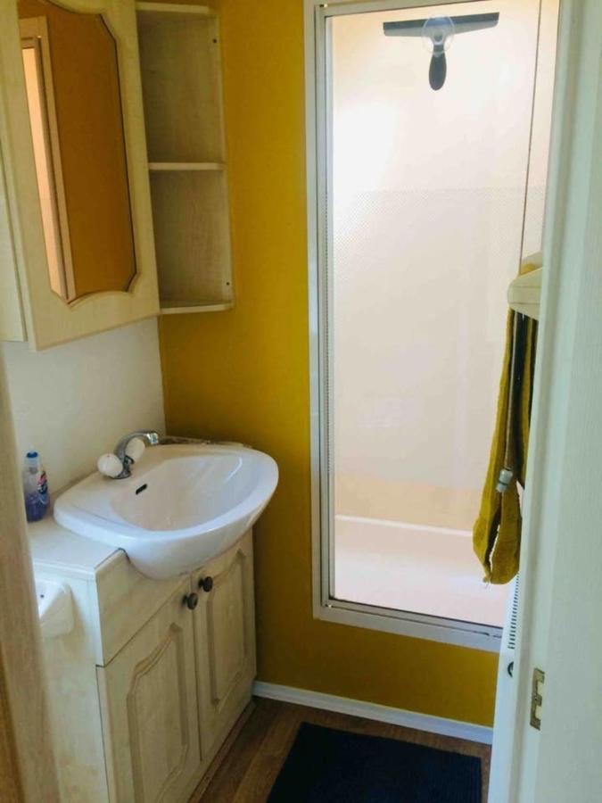Midden Manor Country Stay On A Working Dairy Farm Ballymena Luaran gambar